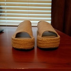 H&M Sandals (Divided)